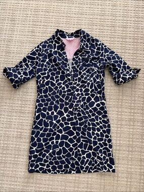 Lilly Pulitzer Navy & White Giraffe-Print Shirt Dress with Pink Stripe Trim